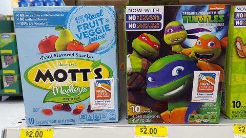 Walmart 'Fight Hunger, Spark Change' Fruit Snack Packaging
