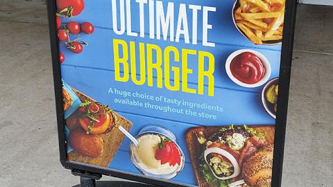 Winn-Dixie 'Build the Ultimate Burger' Stanchion Sign